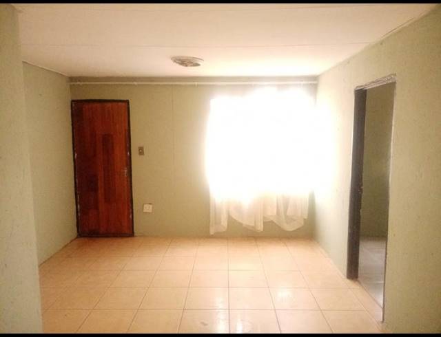 2 BEDROOM PROPERTY TO RENT IN GLEN RIDGE